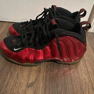 Nike Air Foamposite Metallic Red